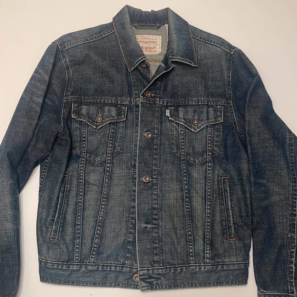 Levi’s Slim Denim Trucker Jacket